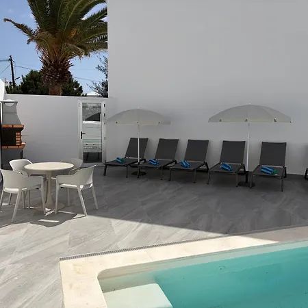 Casa Chloe Villa *